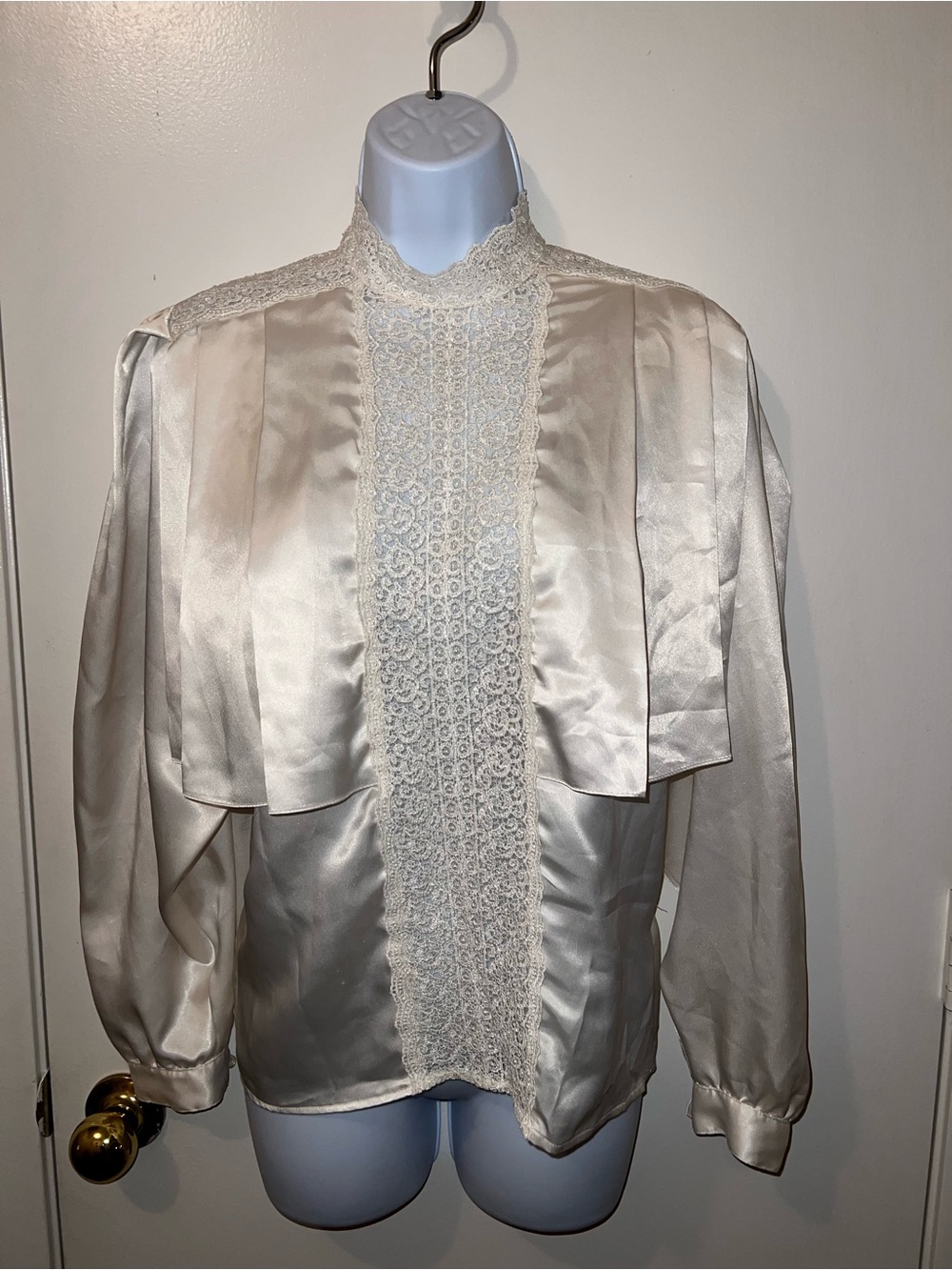 Vintage-Inspired Cream Lace Front Blouse